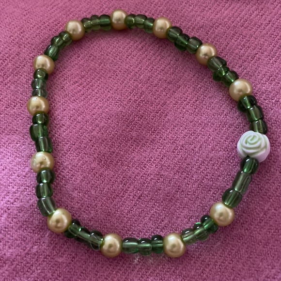 3Stack Handmade Bracelets w New & Upcycled Beads & 10k Gold Lucky 4 Leaf Clovers - Picture 6 of 6